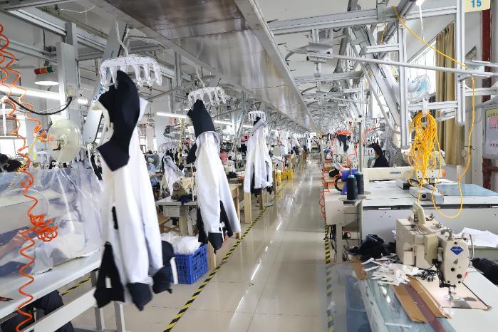 拼多多引领电商西进，闽南冲锋衣何以“征服”西北市场